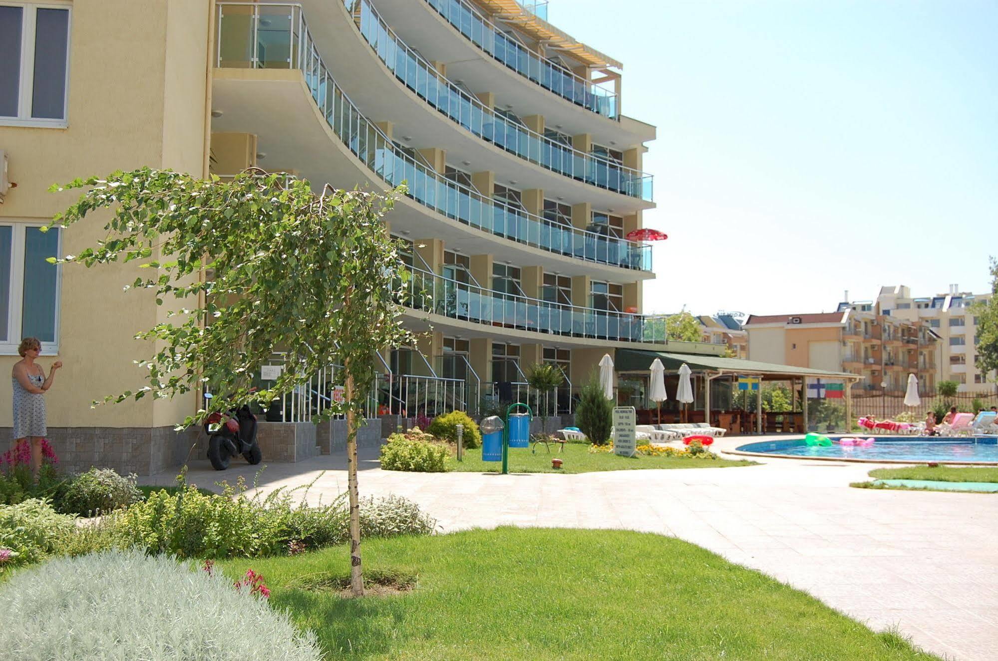 Julia Family Aparthotel