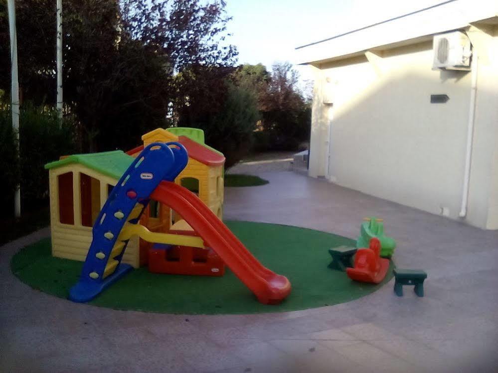 Julia Family Aparthotel