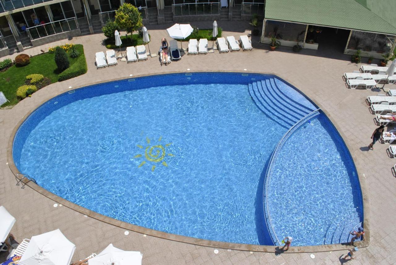 Julia Family Aparthotel